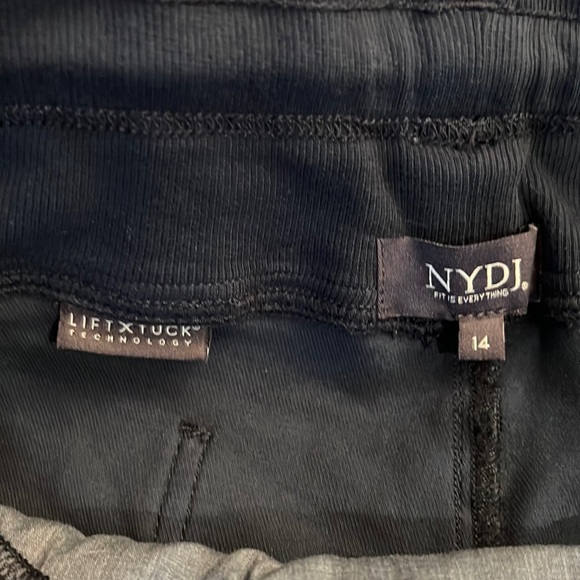 NYDJ Size 14 Women's Navy Cuffed Cropped Pants - Picture 4 of 10